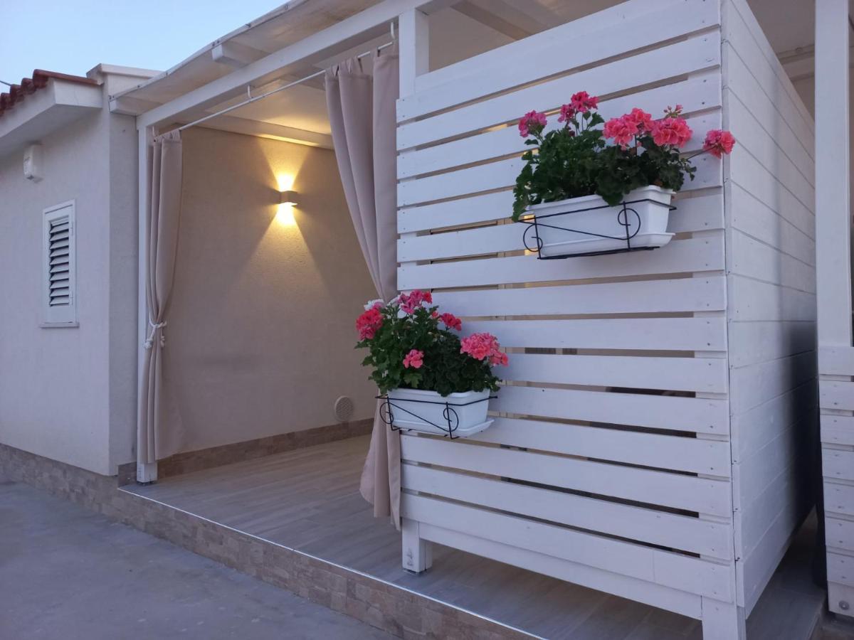 Aquamari B&B Βιέστε Εξωτερικό φωτογραφία